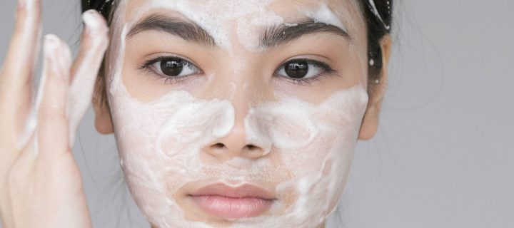 5 Skin Care Ingredients To Avoid